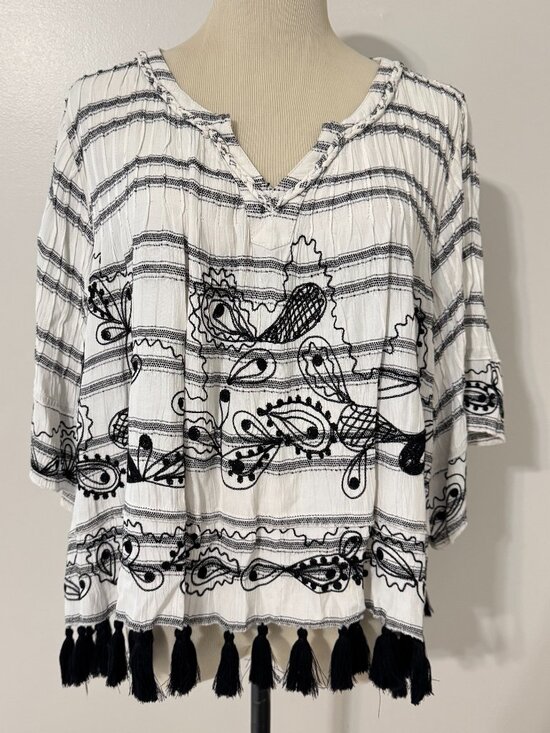 Muche Tops - MUCHE MUCHETTE Embroidered Tassel Trim Striped Top